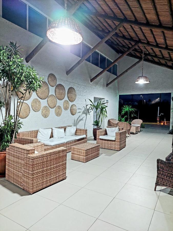 Flat Aconchegante, 3 Quartos, Condominio Muro Alto Em Порту-де-Галиньяш Экстерьер фото