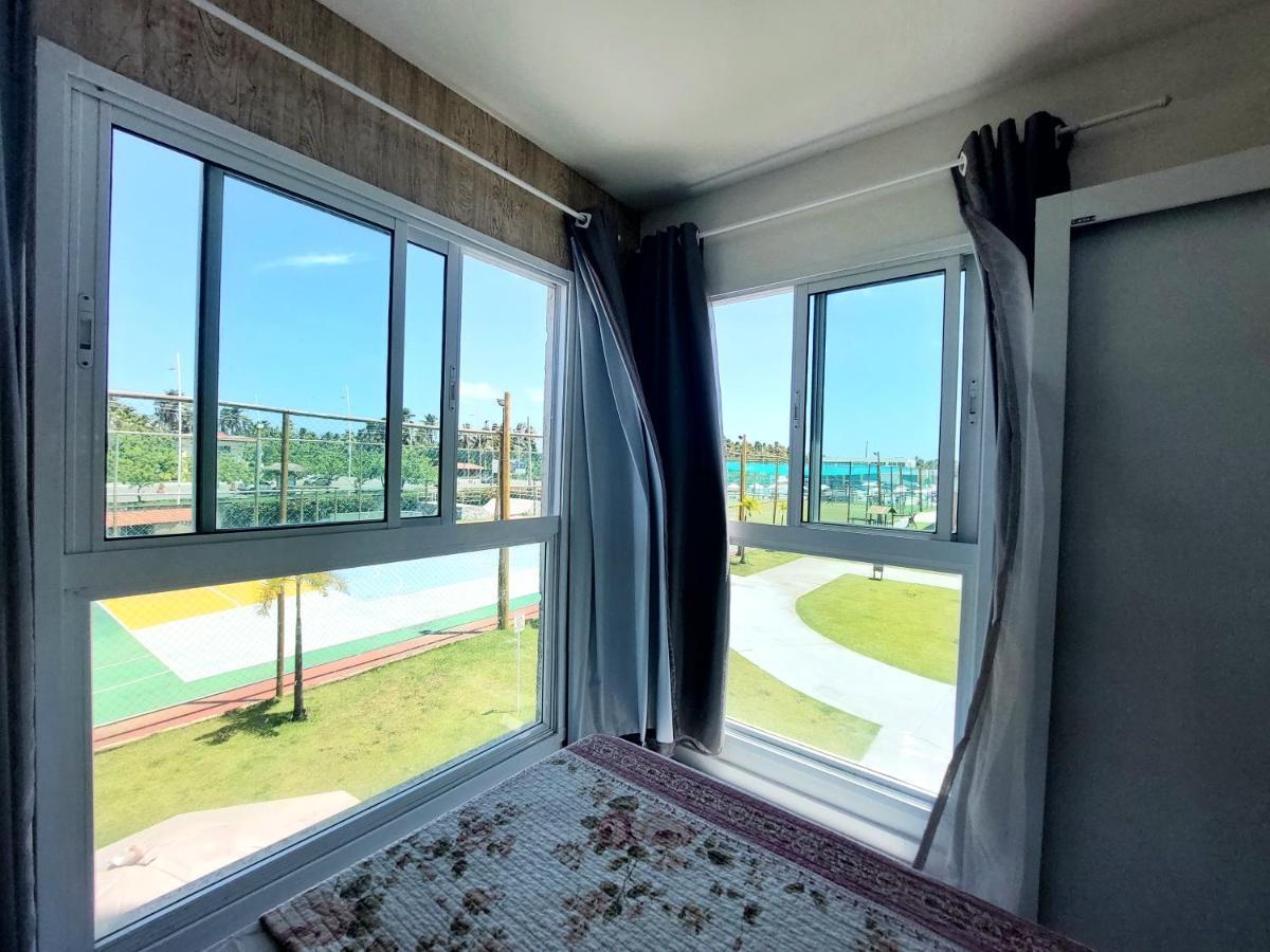 Flat Aconchegante, 3 Quartos, Condominio Muro Alto Em Порту-де-Галиньяш Экстерьер фото