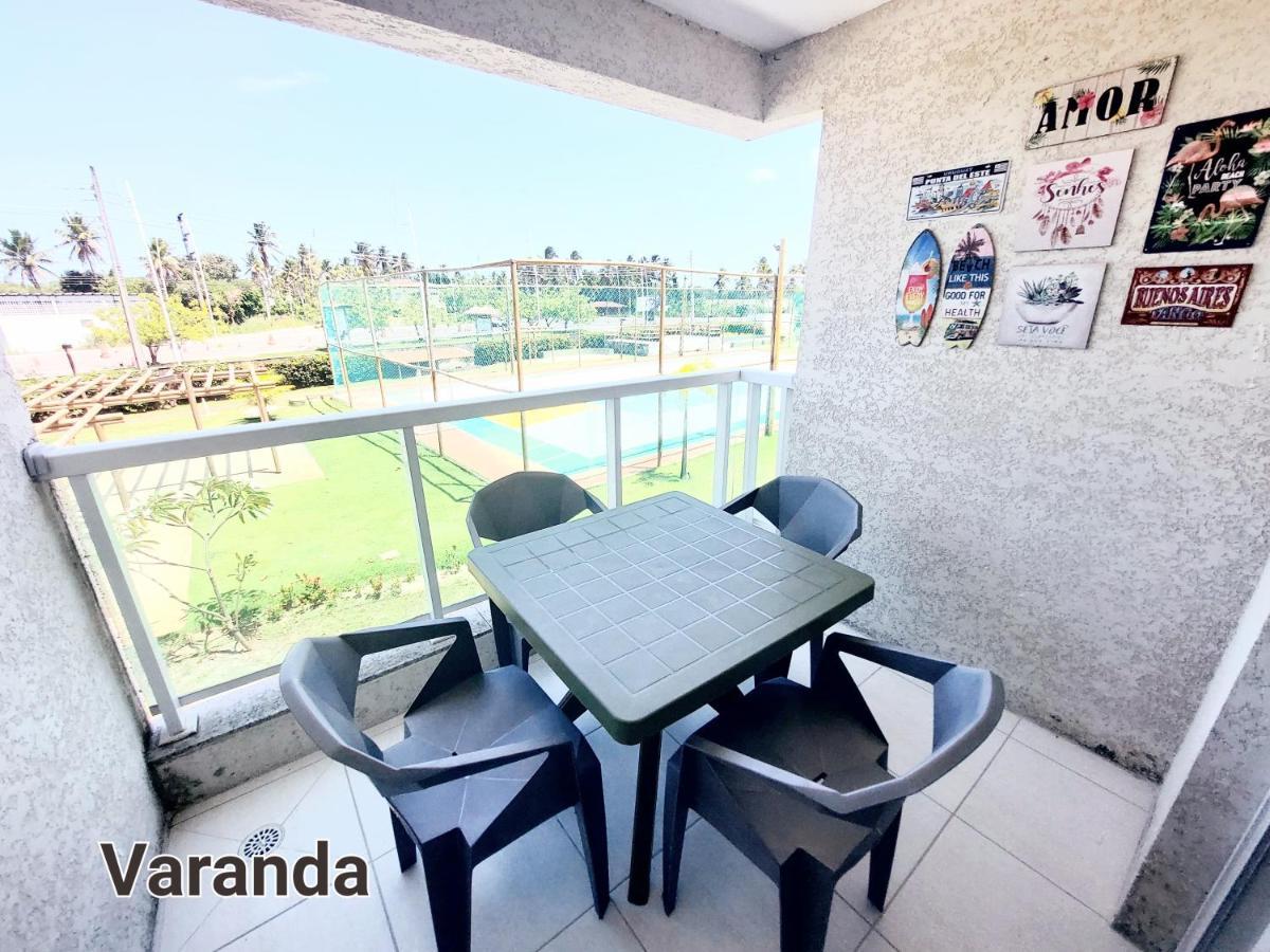 Flat Aconchegante, 3 Quartos, Condominio Muro Alto Em Порту-де-Галиньяш Экстерьер фото